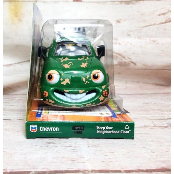 Vintage Chevron Cars Green Toy Car - Working Side View Mirrors, Moving Eyes Gift - Picture 6 of 15